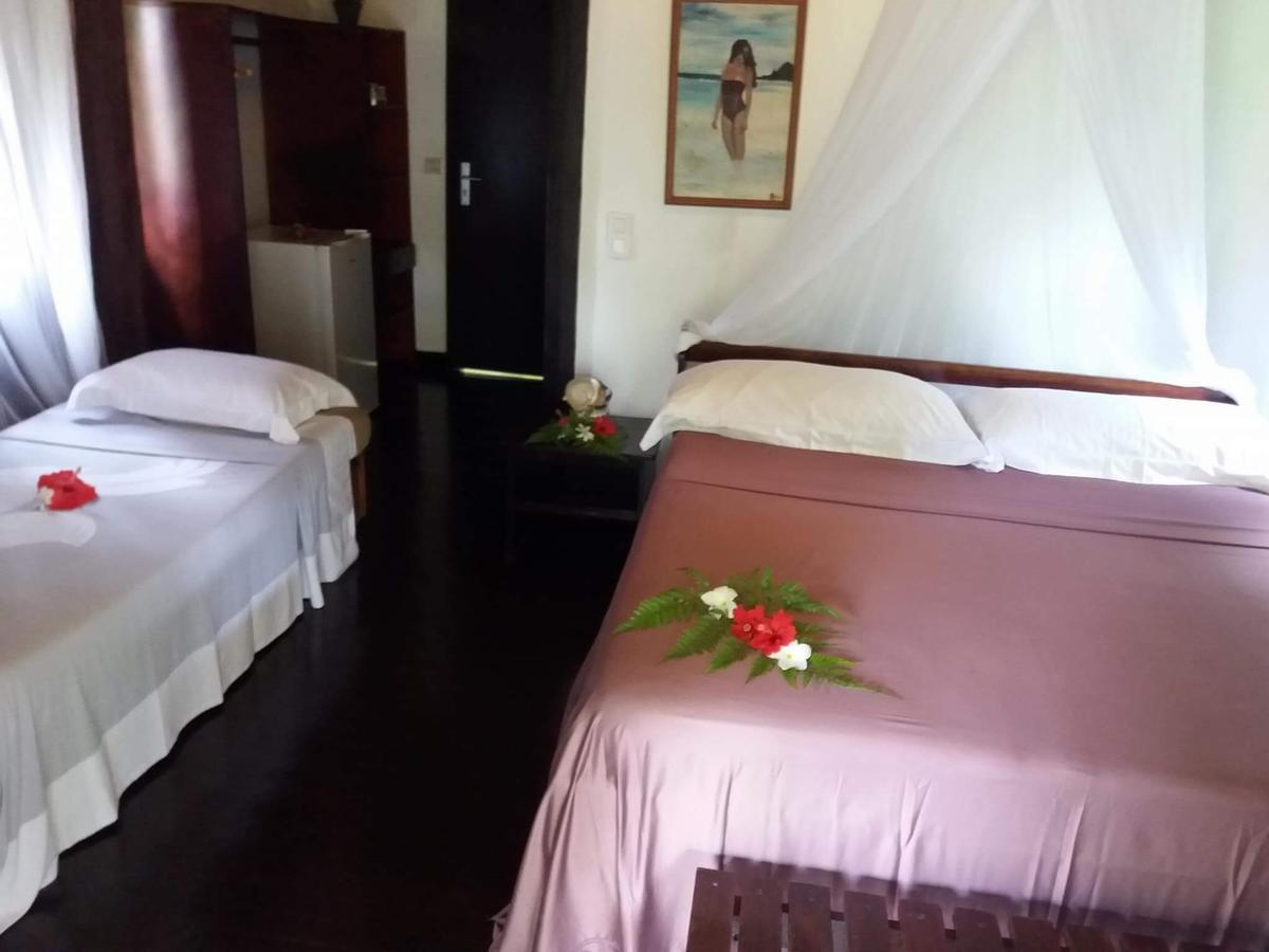 Pension Hibiscus Tahaa Uturoa Exterior photo