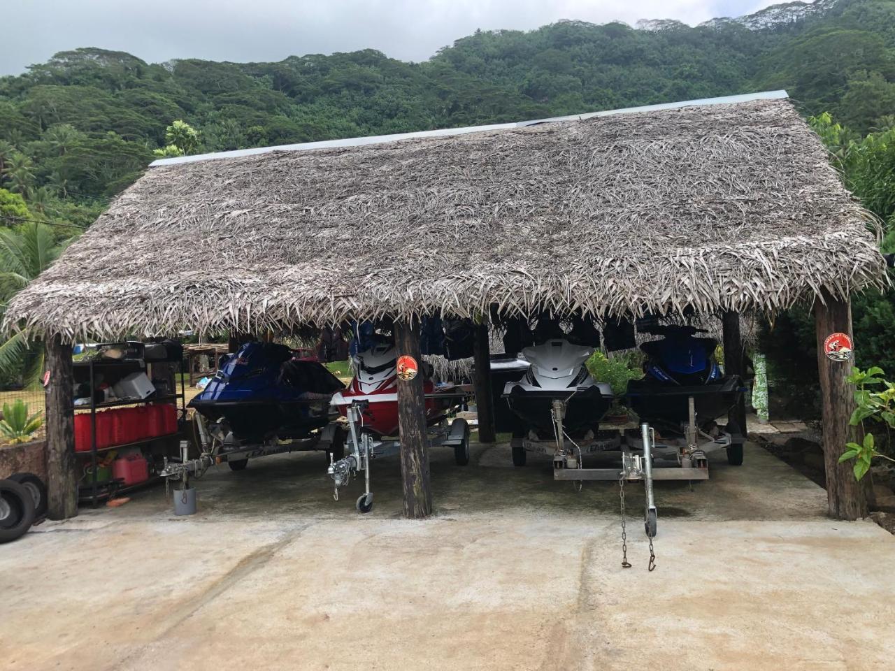 Pension Hibiscus Tahaa Uturoa Exterior photo
